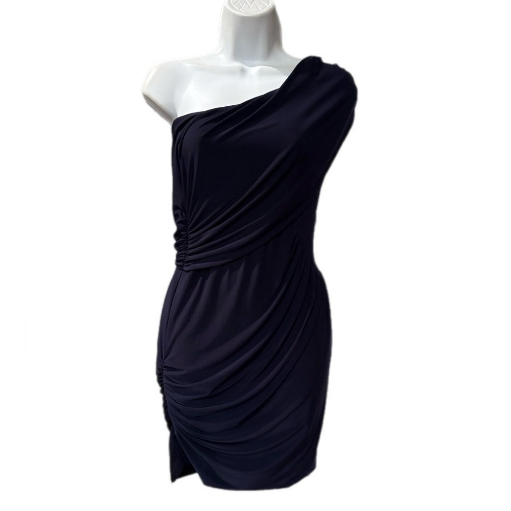 Elegant Navy Blue One-Shoulder‎ Dress